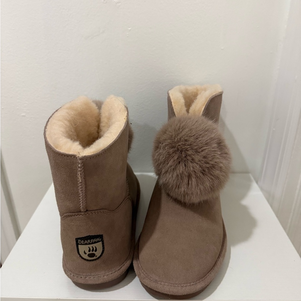 BearPaw Tan Suede Boots women’s 10.5